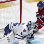 Вратарь «Торонто» Бернье выбыл на три недели из-за травмы колена